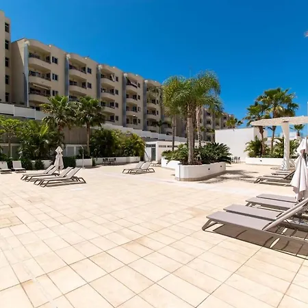 Ocean Garden 1 - Two Bed With Sea View *