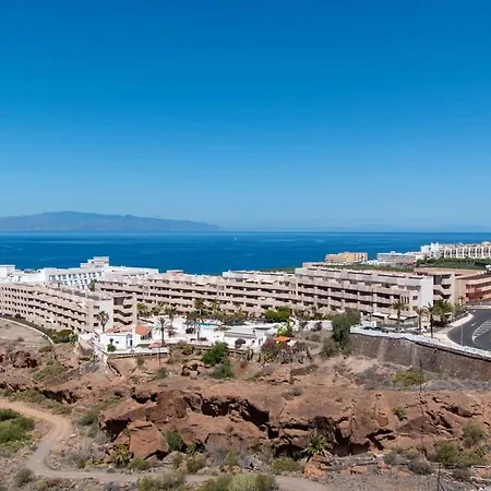 Ocean Garden 1 - Two Bed With Sea View Lejlighed *